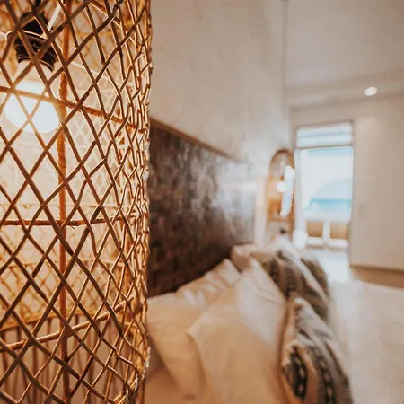 Delfini Hotel&suites 3*