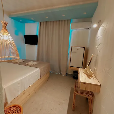 Delfini & 3* Archangelos (Rhodes)