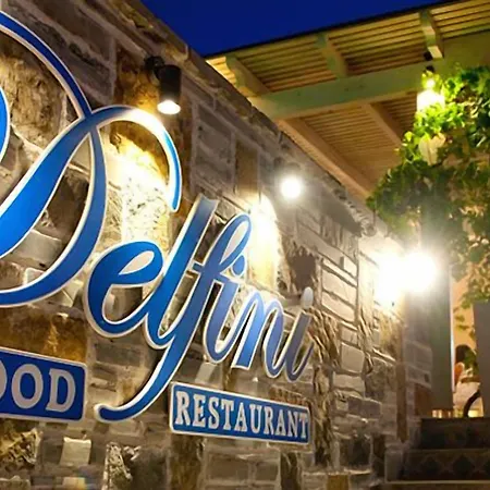 Delfini Hotel&suites Hotel 3*