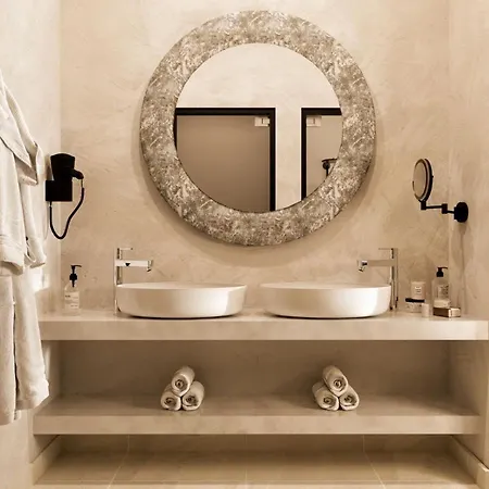 Hotel Delfini &