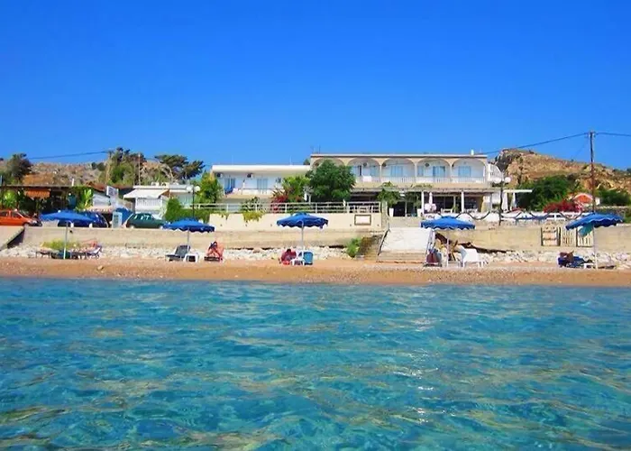 Delfini & Otel Archangelos (Rhodes)