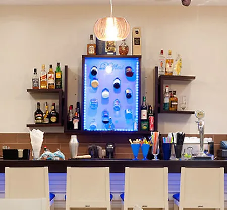 Delfini Beach Hotel 3*