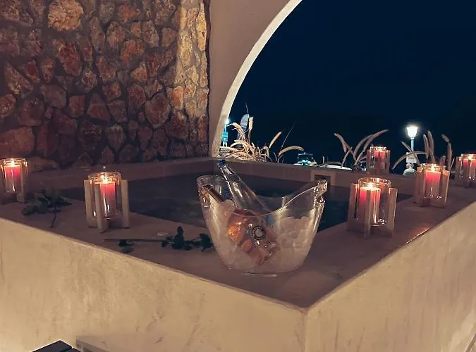 Otel Delfini & 3*