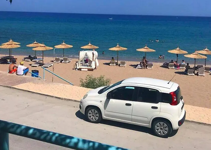 Otel Delfini &
